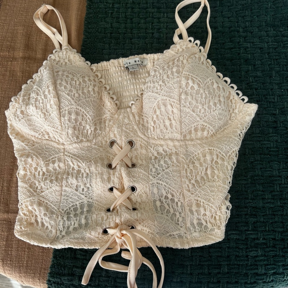 Elegant Lace-Up Cream Crop Top